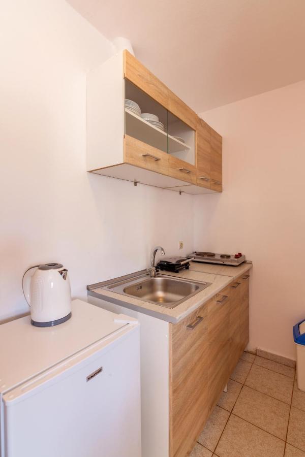 Anatoli Lygaria Apartments On The Beach ลิกาเรีย ภายนอก รูปภาพ